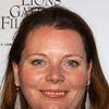 Joanna Scanlan as Gladys May