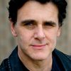 Lee Biolos as Johnny