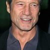 Fred Ward as Earl Edwards