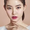 Seung-eon Hwang as Hae Sung's Girlfriend