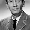 John Van Eyssen as Marine Bradley