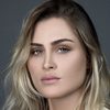Amanda Rea as Model