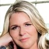 Kim DeLonghi as Liona