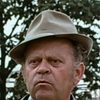 Gerhard Wollner as Kommissar Becker