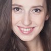 Alexandra Veleskevich as Лиза