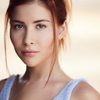 Sabina Mach as Carly