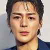 Choi Dong-Gu as Pil-do's man