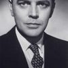 Dan O'Herlihy as Charles Winthrop