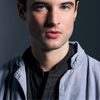 Tom Sturridge as Everett Millais