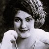 Priscilla Dean as Molly Madden (Silky Moll)