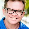 Alan Heitz as Hank