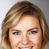 Elisha Cuthbert as Nicole Stone