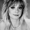 Linnea Quigley as Athlete