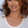 Joanna Pacula as Elizabeth Teller