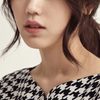 Choi Ri as Soo-jung