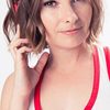 Cassandra Lee Morris as Frankie / Venus (voice)