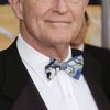 Peter Boyle as Gun Clinic Manager