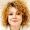 Emily Lloyd as Alice Lidell Hargreaves
