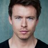 Todd Lasance as Darren Wesley