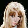 Jill Townsend as Maureen