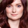 Laura Abramsen as Jawless Woman
