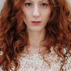 Roxane Duran as Lisbeth