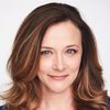 Anna Campbell as Kelli