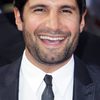 Kayvan Novak as Handles (voice)