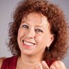 Paola Tiziana Cruciani as Zia Agnese