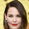 Leslie Bibb as Laura Baxter