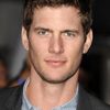 Ryan McPartlin as Kyle Crawford
