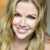 Corri English as Jessie Aarons