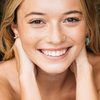 Sophie Telegadis as Evie