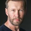 Gordon Alexander as Jonno
