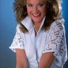 Tara King as Frizzy