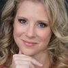 Jennie Russo as Paula