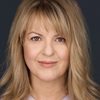 Stephanie Wolfe as Dianne