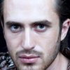Sos Janibekyan as Senik