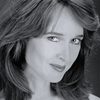 Camille Keaton as Mrs Reed