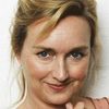 Victoria Longley as Alice Tanner