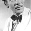 Leonid Kinskey as Dominiwski
