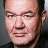 Patrick Gallagher as Carl