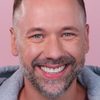 Shane Kenyon as Jesse