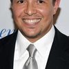 Hector Luis Bustamante as Bruce