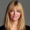 Cheryl Tiegs as Raye