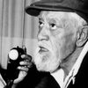 Chano Urueta as Antonio