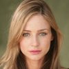 Katharine Towne as Monique