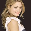 Cameron Goodman as Kate