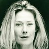 Catherine Colvey as Lynda Tedanski