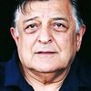 Yılmaz Vural as Şaban'a Adres Tarif Eden Türk/Süt Kuyruğundaki Adam